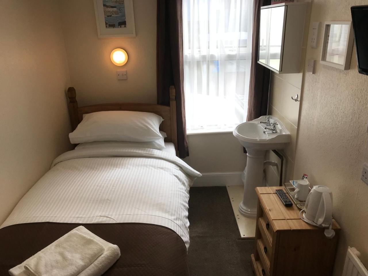 Trevellis Bed And Breakfast New Quay Extérieur photo